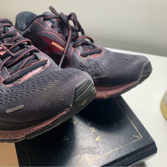 BROOKS | Women’s Adrenaline GTS 21 - Sz 9 Wide (D) - Picture 11 of 11